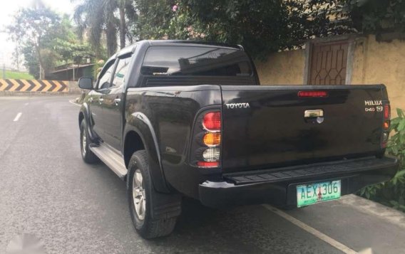 For Sale 2010 Toyota Hilux G Manual Transmission-1