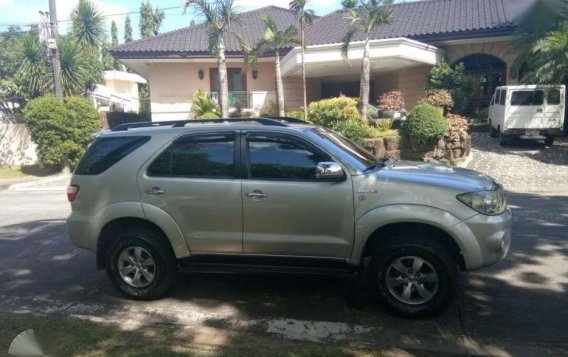 Rush Rush for Sale!!!! Toyota Fortuner 4x4 V AT 2006-5