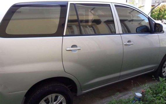 Toyota Innova J 2014 for sale-3