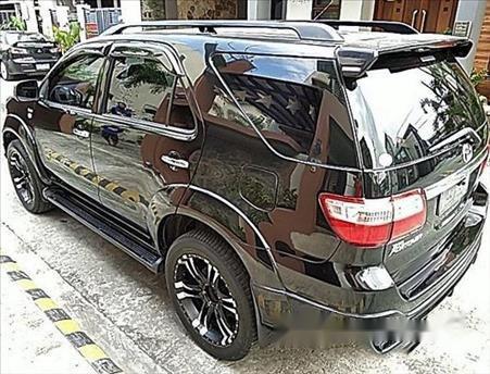 Toyota Fortuner 2010 AT for sale-4