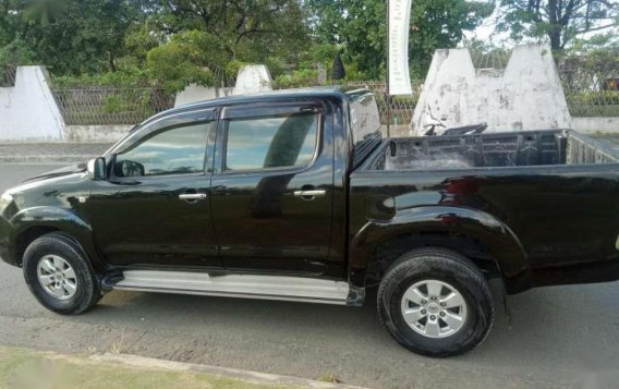 Toyota Hilux 4x2 G 2009 model for sale-2