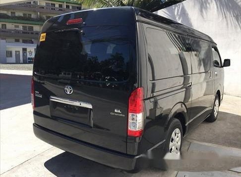 Toyota Hiace 2016 GL GRANDIA AT for sale-3