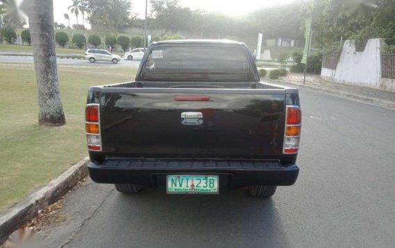 Toyota Hilux 4x2 G 2009 model for sale-3