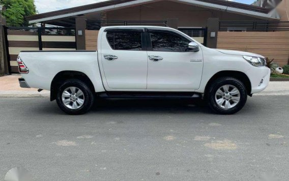 2016 Toyota Hilux G for sale-3