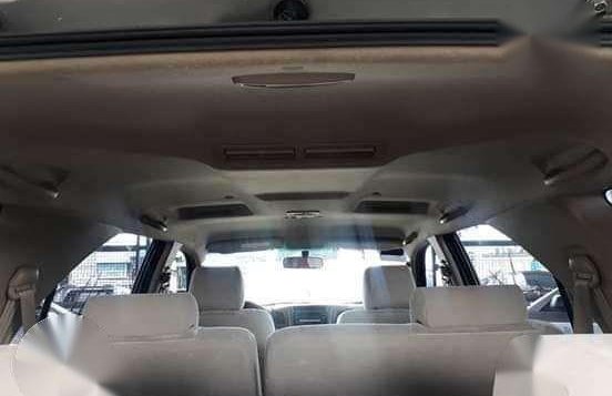 Selling Toyota Fortuner G 4x2 Diesel 2010-6