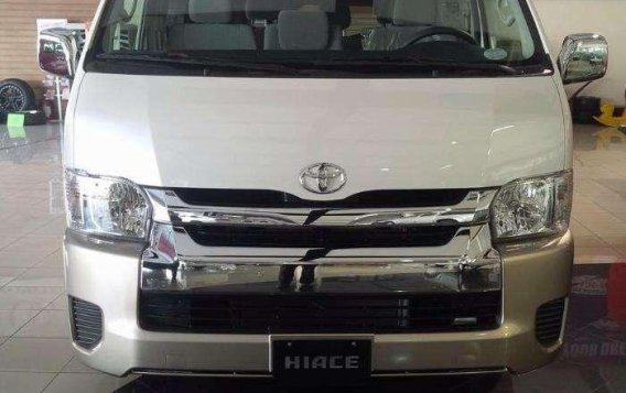 TOYOTA HIACE GL GRANDIA DIESEL M/T 2019 EURO 4