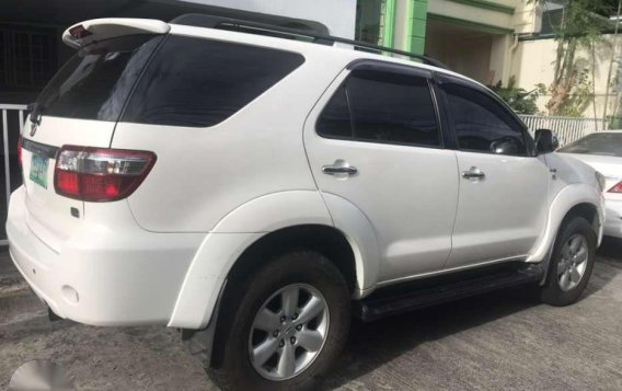 Toyota Fortuner G 2011 for sale-4