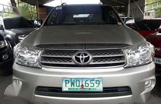 Selling Toyota Fortuner G 4x2 Diesel 2010-2