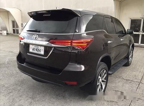 Toyota Fortuner 2017 V AT for sale-3