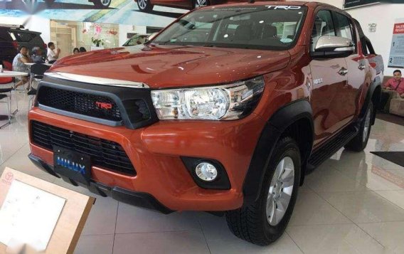 NEW TOYOTA HILUX 4X2 E M/T 2019