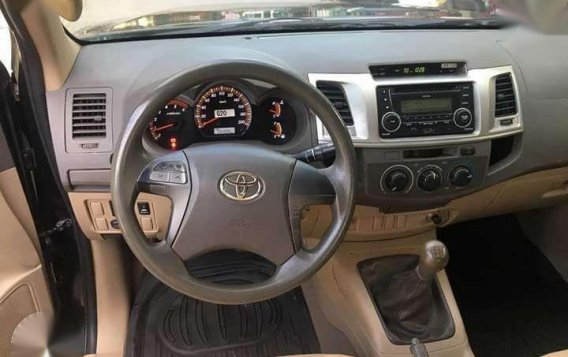 Toyota Hi;ux G 2012 model for sale-9