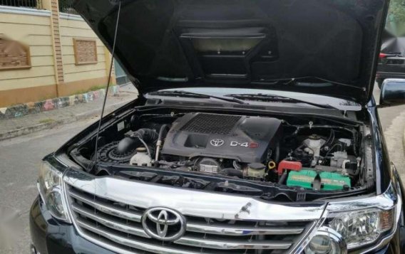 TOYOTA Fortuner G AT 2016 model good as new-7