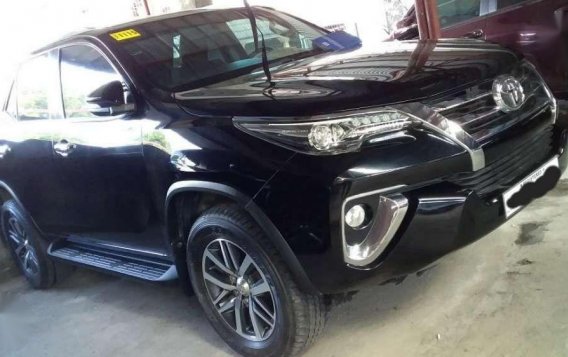 2018 New Look Toyota Fortuner 2.8V 4x4-1