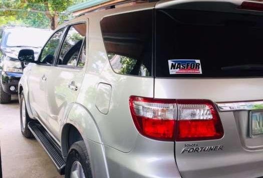 2009 Toyota Fortuner 4x2 for sale-1