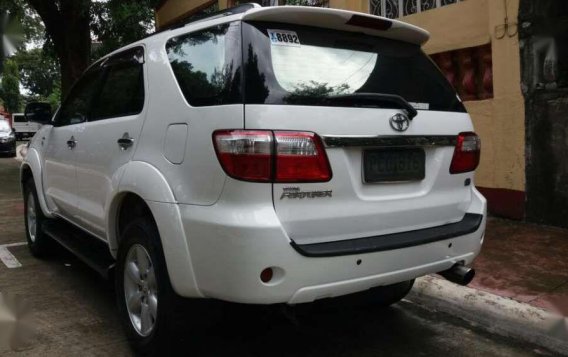 2010 TOYOTA Fortuner 4x2 G diesel mt -5