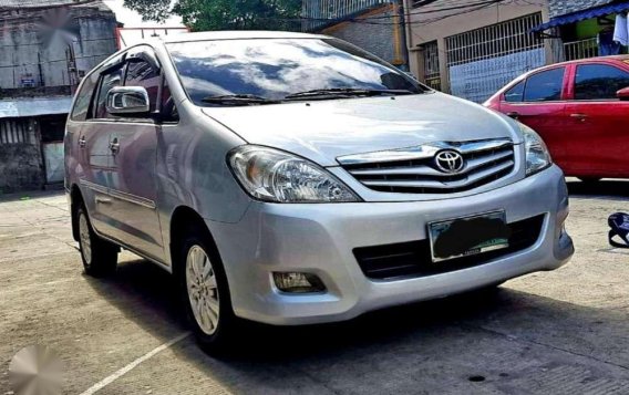 Toyota Innova 2012 model diesel automatic-1