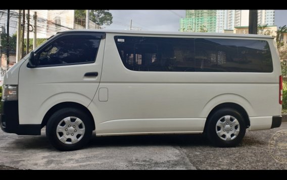 2017 Toyota Hiace 3.0L MT Diesel for sale-1