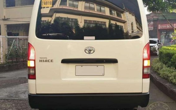 2017 Toyota Hiace for sale-4