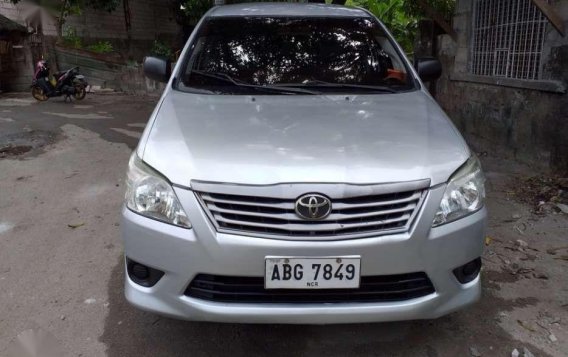 I selling my Toyota Innova j 2015 model-1