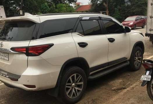 Rush For Assume Toyota Fortuner V 2018-3