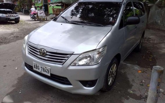 I selling my Toyota Innova j 2015 model-2