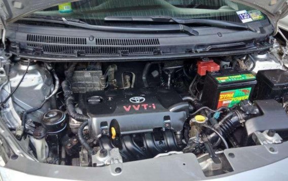 Toyota Vios 1.3E All Power 1st owner 2009 model-2