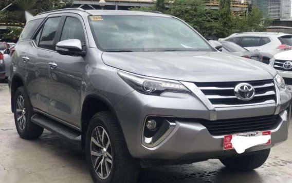 2016 Toyota Fortuner V Diesel AT for sale-1