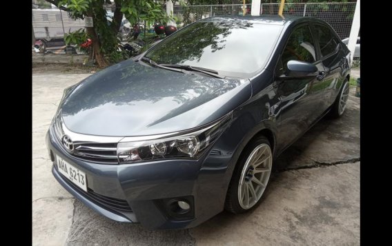 2015 Toyota Corolla Altis for sale-3