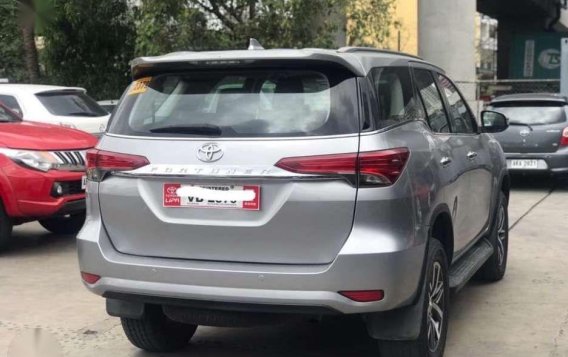 2016 Toyota Fortuner V Diesel AT for sale-4