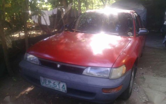 SElling Toyota Corolla xe 1996