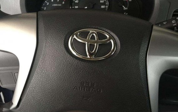 2014 Toyota Innova 2.5 E manual transmission-2