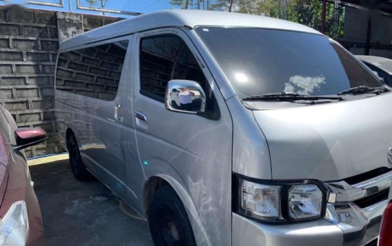 TOYOTA Hiace 25 GL Grandia 2016 Manual Silver-1