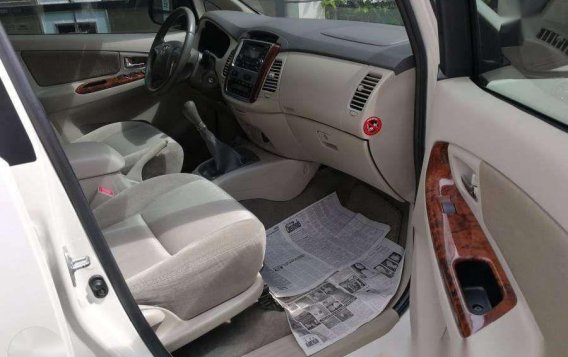 Toyota Innova G MT 2015 well-maintained-5
