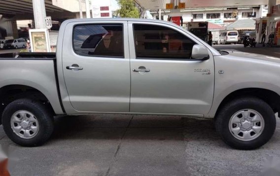 2011 Toyota Hilux e FOR SALE-4