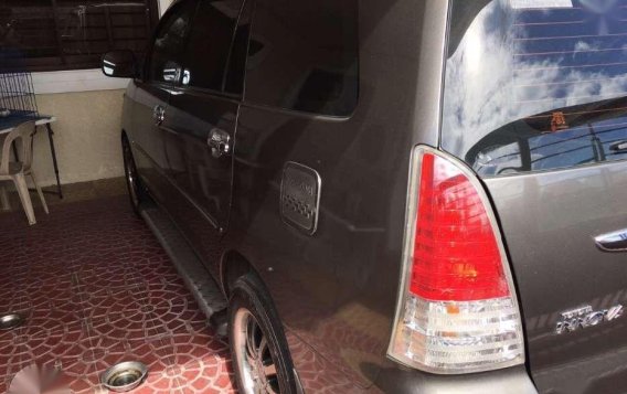 2005 Toyota Innova G diesel AT for sale-1