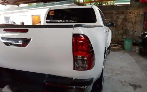 Toyota Hilux G 2016 White 4x2 for sale-1