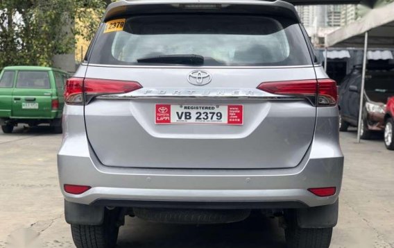 2016 Toyota Fortuner V 4x2 Diesel Automatic-4
