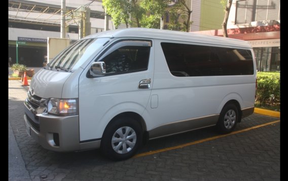 2016 Toyota Hiace Grandia GL AT for sale