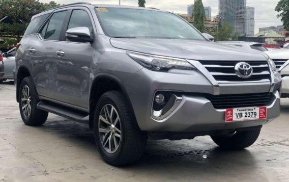 2016 Toyota Fortuner V 4x2 Diesel Automatic-2