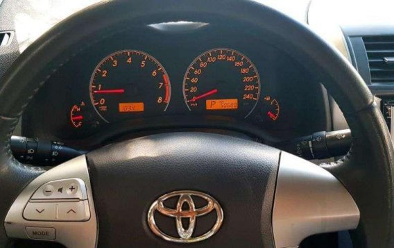 2011 Toyota Altis 1.6G dual VVTI Automatic-6