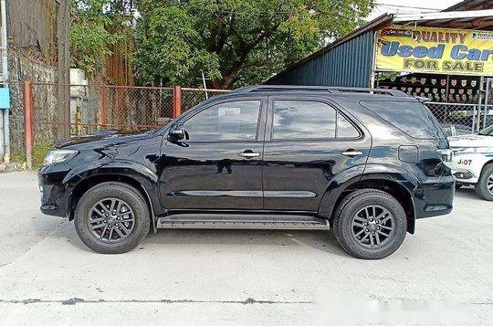 Toyota Fortuner 2016 V AT for sale-2