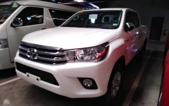 2019 Toyota Hilux 4x4 Matic FOR SALE-4