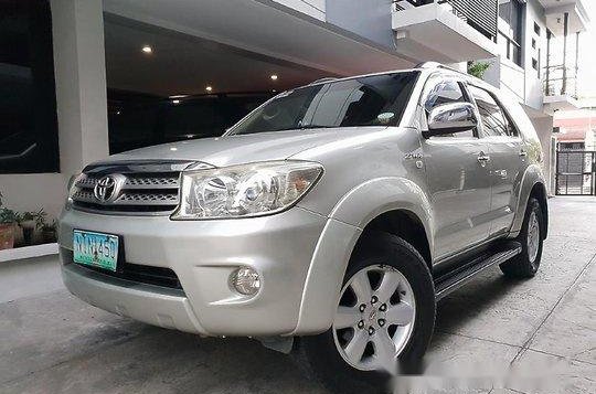 Toyota Fortuner 2011 G AT for sale-5