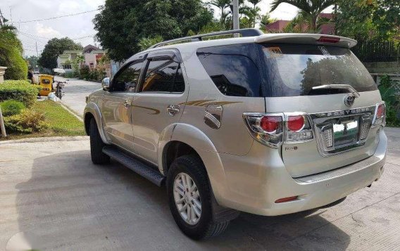 2013 Toyota Fortuner 4x2 MT for sale-4