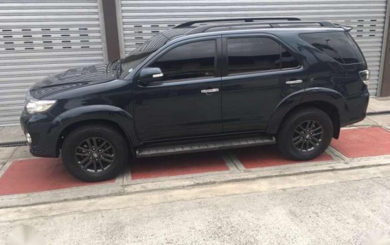 2015 Toyota Fortuner V for sale-2