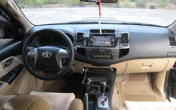 2014 Toyota Fortuner Diesel AT FOR SALE-4