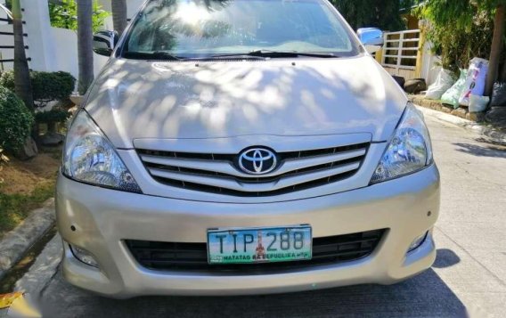 2012 Toyota Innova E for sale-1
