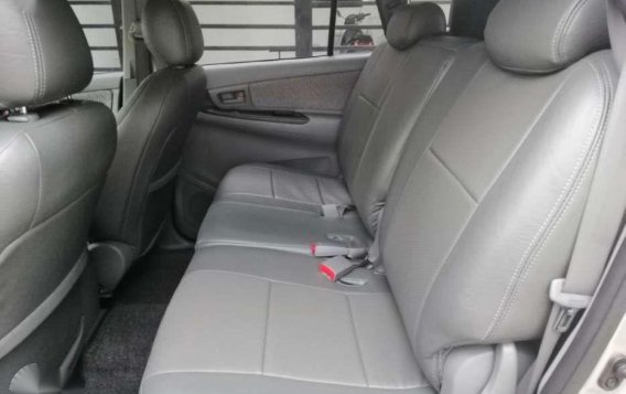 2012 Toyota Innova E for sale-4