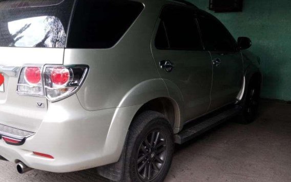 Toyota Fortuner 2014 V for sale-3