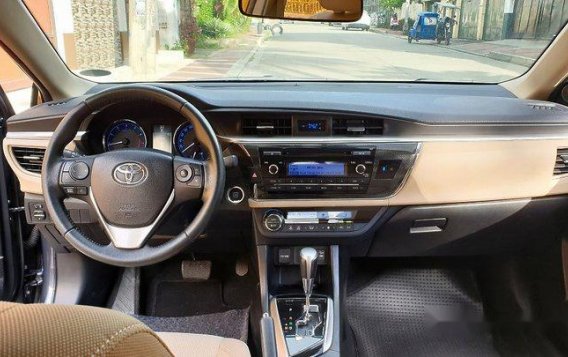 Toyota Corolla Altis 2017 for sale-4